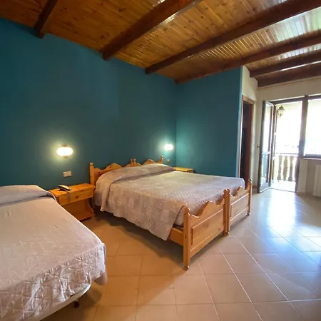 Nazionale Hotel San Giacomo (Piedmont)